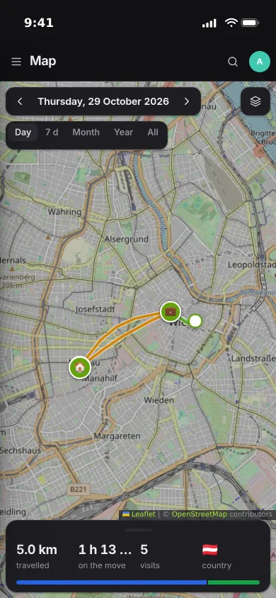 Pocket Movement on an iPhone: a Thursday in the city, home to the office and a lunch walk, 5 km travelled