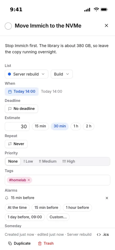 A task open on an iPhone with a note, today at 14:00, a 30 minute estimate, a homelab tag and a reminder 15 minutes before